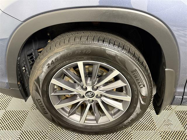 used 2018 Toyota Highlander car, priced at $23,499