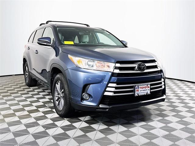 used 2018 Toyota Highlander car, priced at $23,499