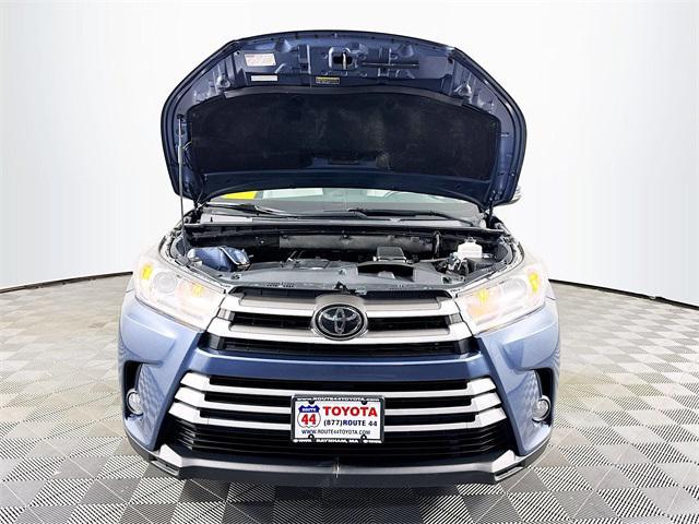 used 2018 Toyota Highlander car, priced at $23,499