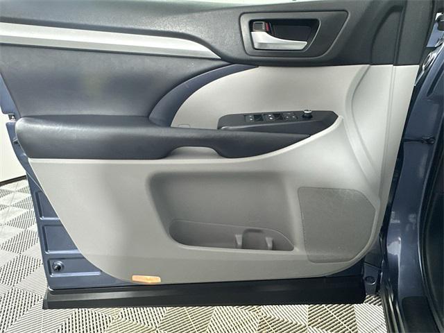 used 2018 Toyota Highlander car, priced at $23,499