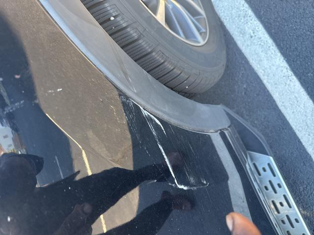 used 2017 Toyota Highlander Hybrid car, priced at $25,257