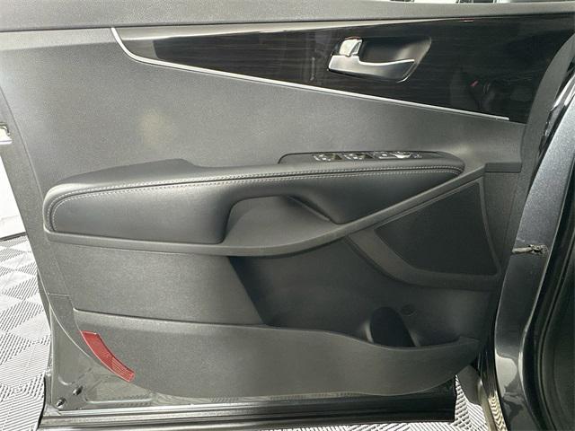 used 2020 Kia Sorento car, priced at $17,199