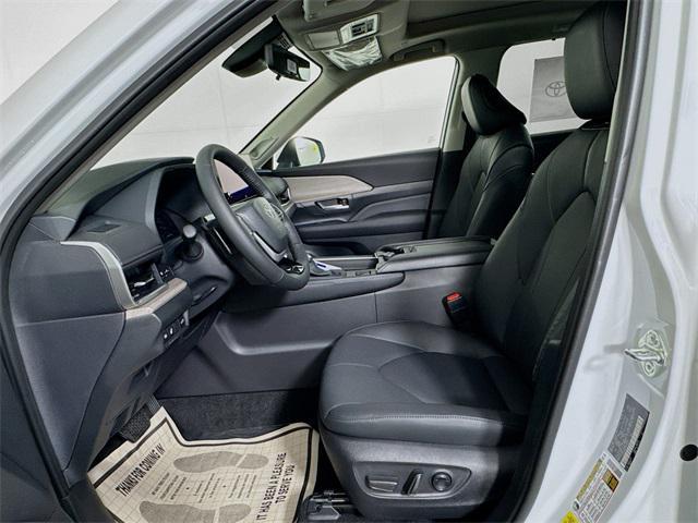 new 2025 Toyota Grand Highlander car, priced at $58,443