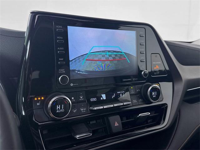 used 2022 Toyota Highlander Hybrid car, priced at $31,499