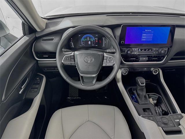 used 2025 Toyota Grand Highlander car, priced at $52,499