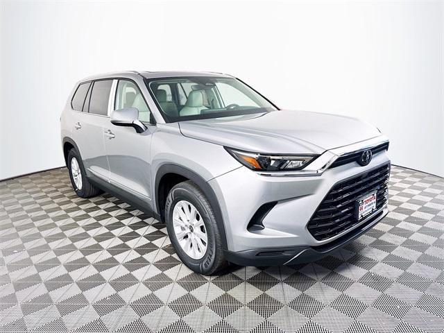 used 2025 Toyota Grand Highlander car, priced at $52,499