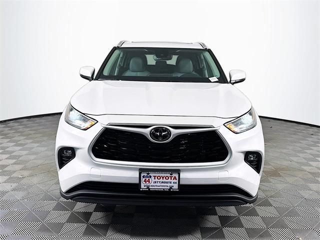 new 2026 Toyota Highlander car, priced at $49,087