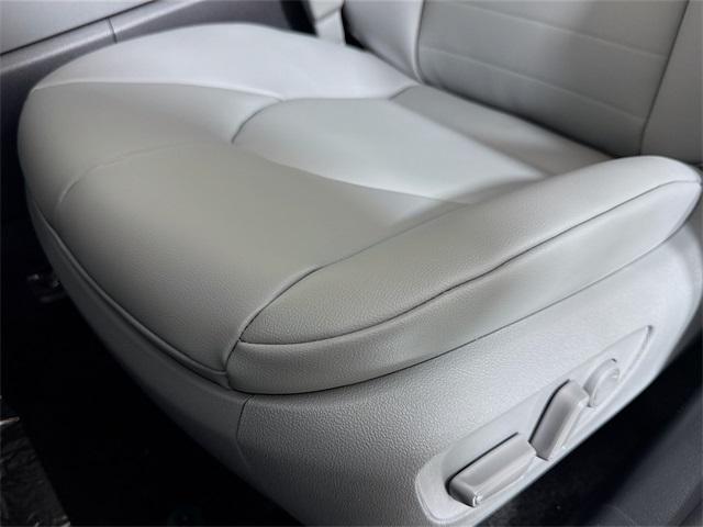 new 2026 Toyota Highlander car, priced at $49,087