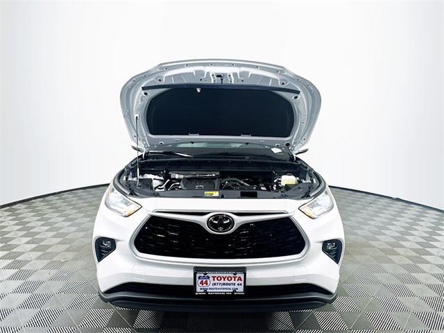 new 2026 Toyota Highlander car, priced at $49,087