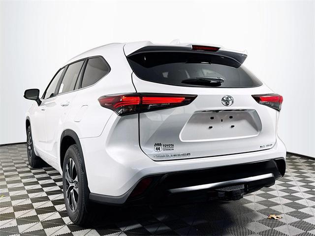 new 2026 Toyota Highlander car, priced at $49,087