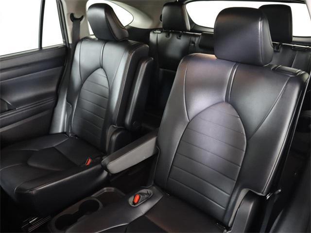 used 2021 Toyota Highlander car, priced at $30,799