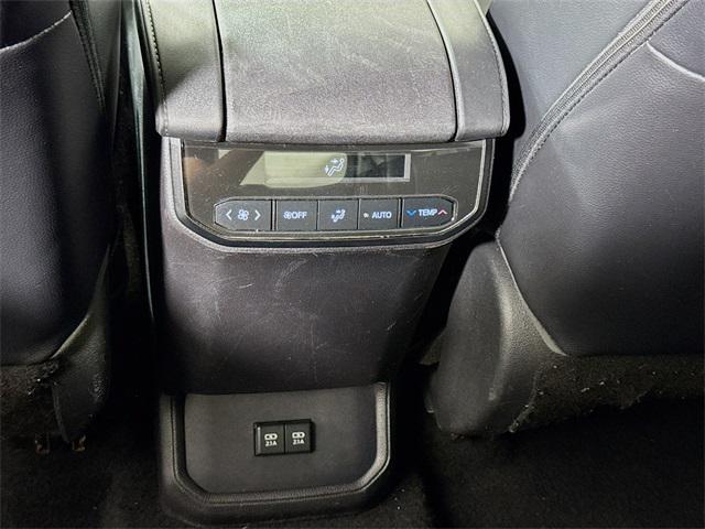 used 2021 Toyota Highlander car, priced at $28,699
