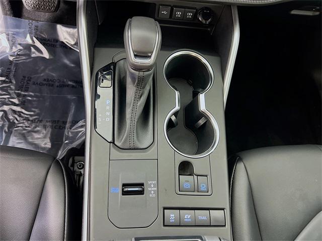 used 2021 Toyota Highlander Hybrid car, priced at $35,699