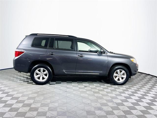 used 2008 Toyota Highlander car, priced at $10,999