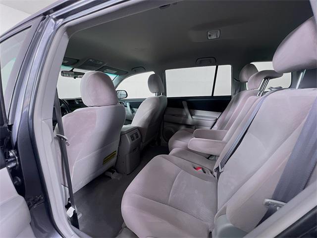 used 2008 Toyota Highlander car, priced at $10,999