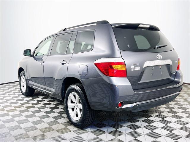 used 2008 Toyota Highlander car, priced at $10,999