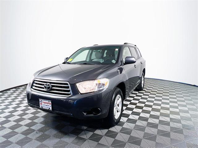 used 2008 Toyota Highlander car, priced at $10,999
