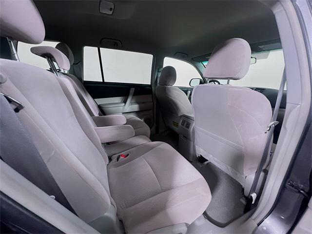 used 2008 Toyota Highlander car, priced at $10,999