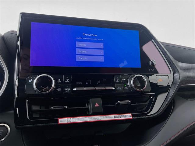 new 2025 Toyota Highlander car, priced at $52,423