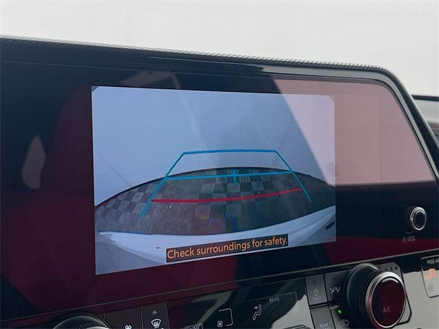 new 2025 Toyota Highlander car, priced at $52,423