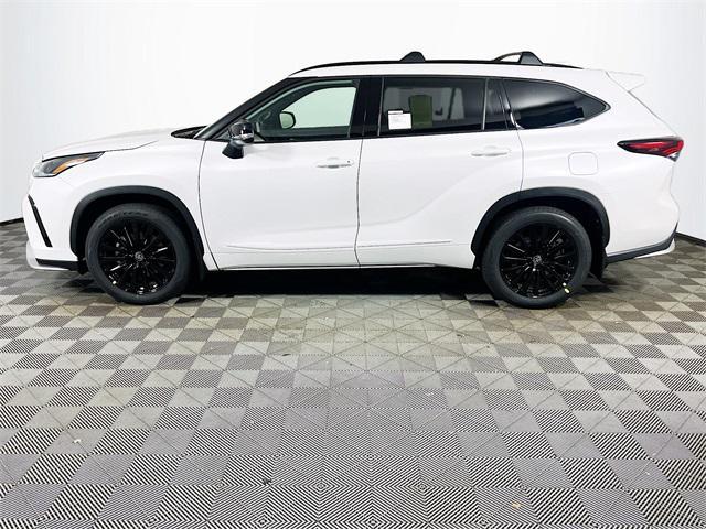 new 2025 Toyota Highlander car, priced at $52,423