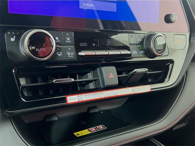 new 2025 Toyota Highlander car, priced at $52,423