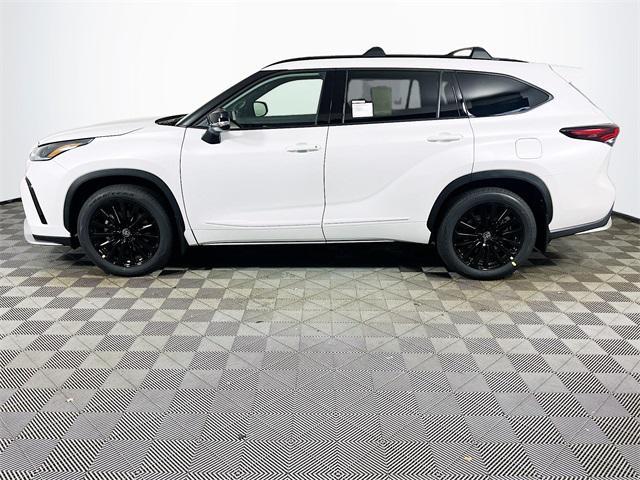 new 2025 Toyota Highlander car, priced at $52,423