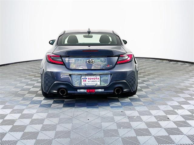 used 2023 Toyota GR86 car, priced at $26,999