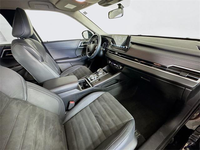 used 2023 Mitsubishi Outlander car, priced at $25,999