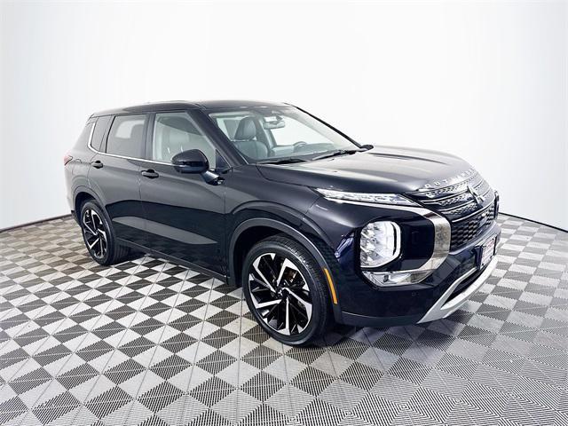 used 2023 Mitsubishi Outlander car, priced at $26,999