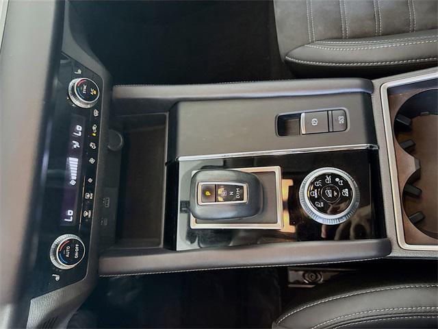 used 2023 Mitsubishi Outlander car, priced at $25,999