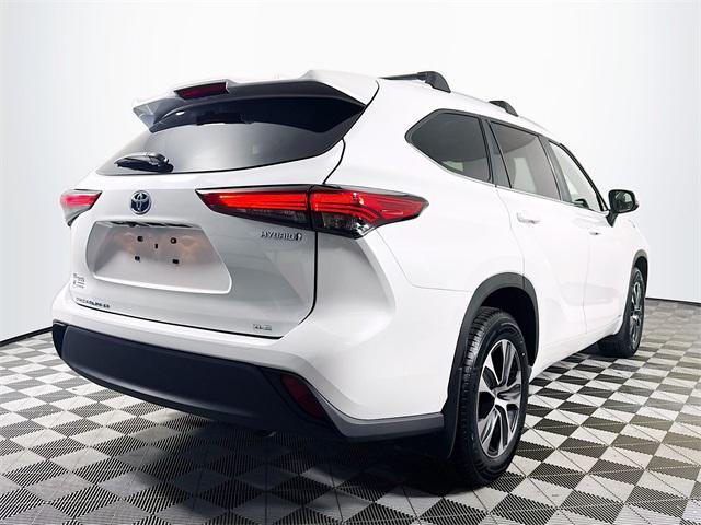 used 2023 Toyota Highlander Hybrid car, priced at $41,399