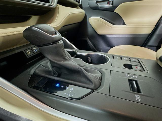 used 2023 Toyota Highlander Hybrid car, priced at $41,399