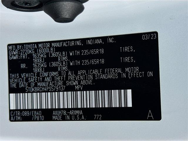 used 2023 Toyota Highlander Hybrid car, priced at $41,399