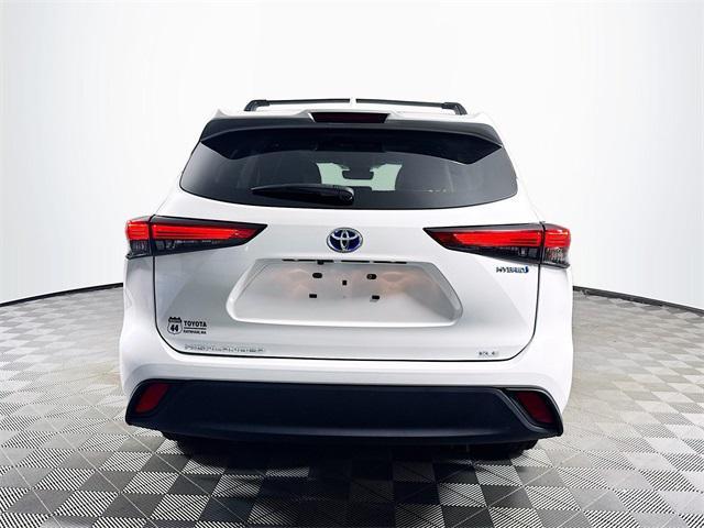 used 2023 Toyota Highlander Hybrid car, priced at $41,399