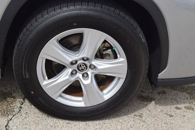 used 2023 Toyota Highlander Hybrid car, priced at $40,860