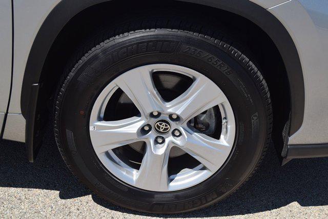 used 2024 Toyota Highlander car, priced at $41,680