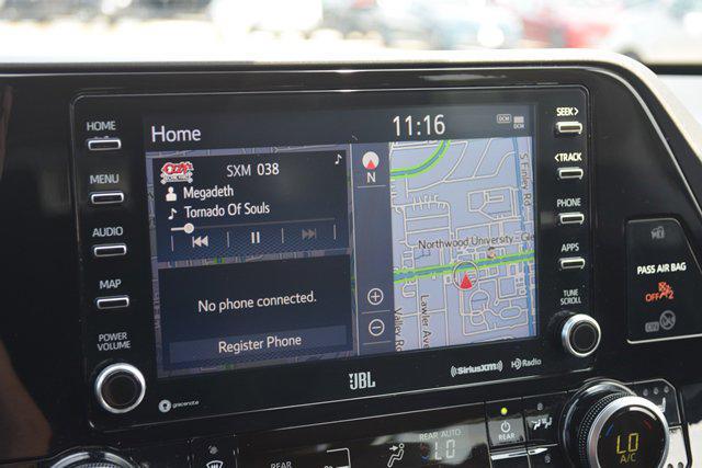 used 2021 Toyota Highlander car, priced at $30,780