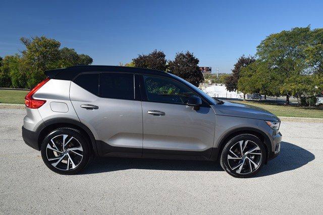 used 2022 Volvo XC40 car, priced at $31,995