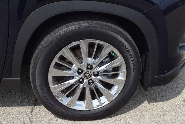 used 2025 Toyota Grand Highlander car, priced at $55,870