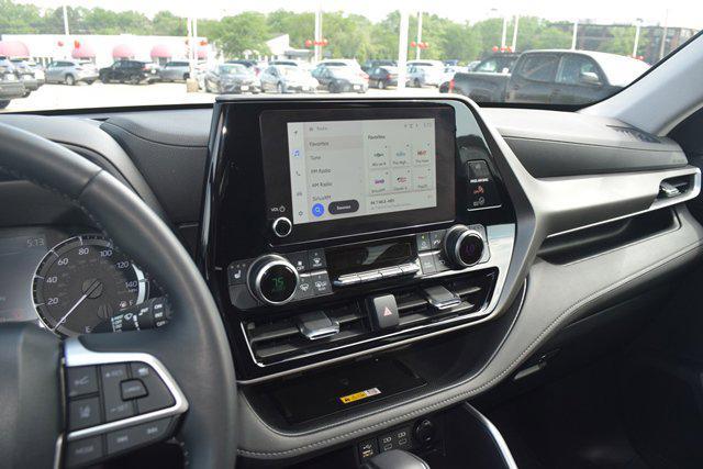 used 2024 Toyota Highlander car, priced at $44,860