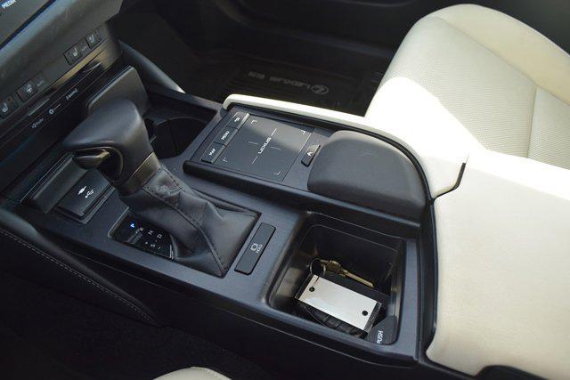 used 2022 Lexus ES 250 car, priced at $35,860