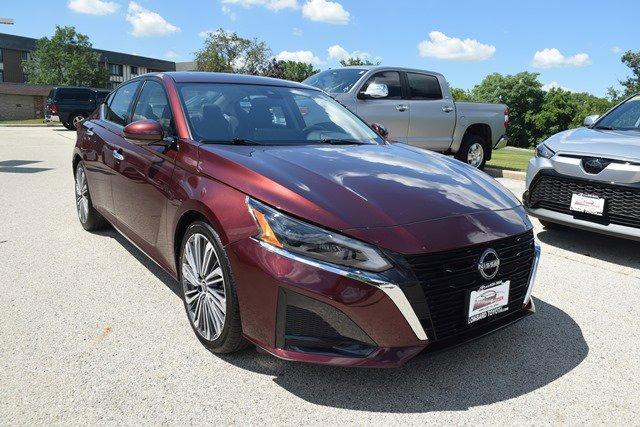 used 2023 Nissan Altima car, priced at $23,995