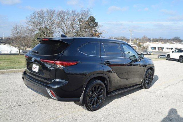 used 2023 Toyota Highlander Hybrid car, priced at $52,995