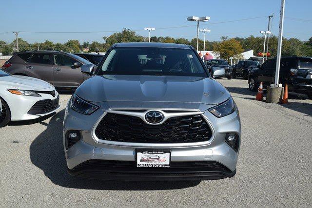 used 2023 Toyota Highlander car, priced at $35,995