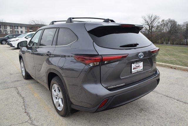 used 2024 Toyota Highlander Hybrid car, priced at $42,995