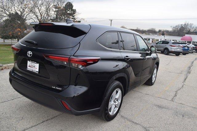 used 2024 Toyota Highlander car, priced at $39,995