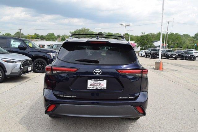 used 2023 Toyota Highlander car, priced at $44,995