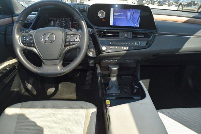 used 2023 Lexus ES 350 car, priced at $38,995