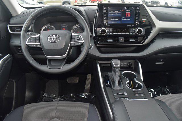 used 2022 Toyota Highlander car, priced at $35,865